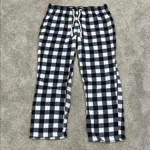 Old Navy Black and White Plaid Lounge Pants